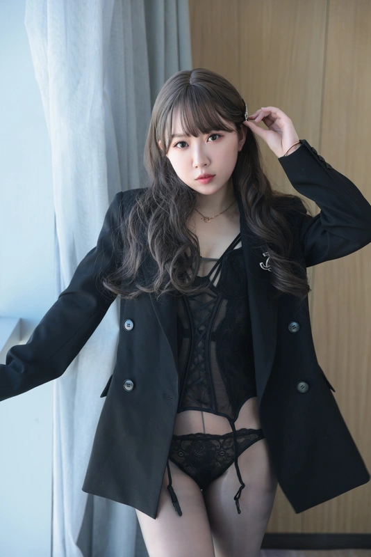 秋秋 - 小女巫露娜